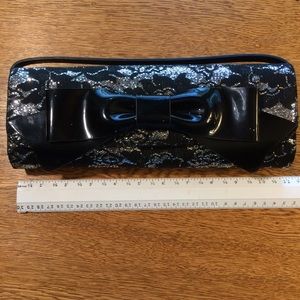 VTG Black/Silver Clutch Evening Bag NWOT
